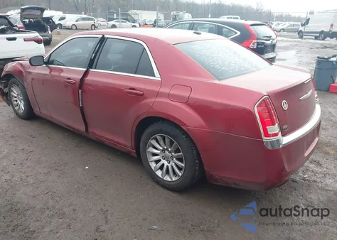 2012 Chrysler 300 z USA, uszkodzony, nr VIN 2C3CCAAG5CH311952